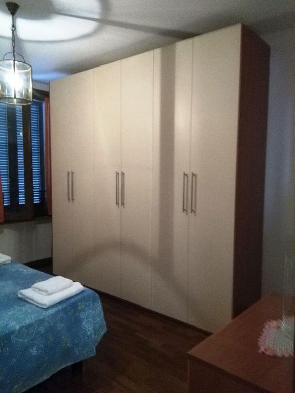 Residence Il Pino Саронно Екстер'єр фото